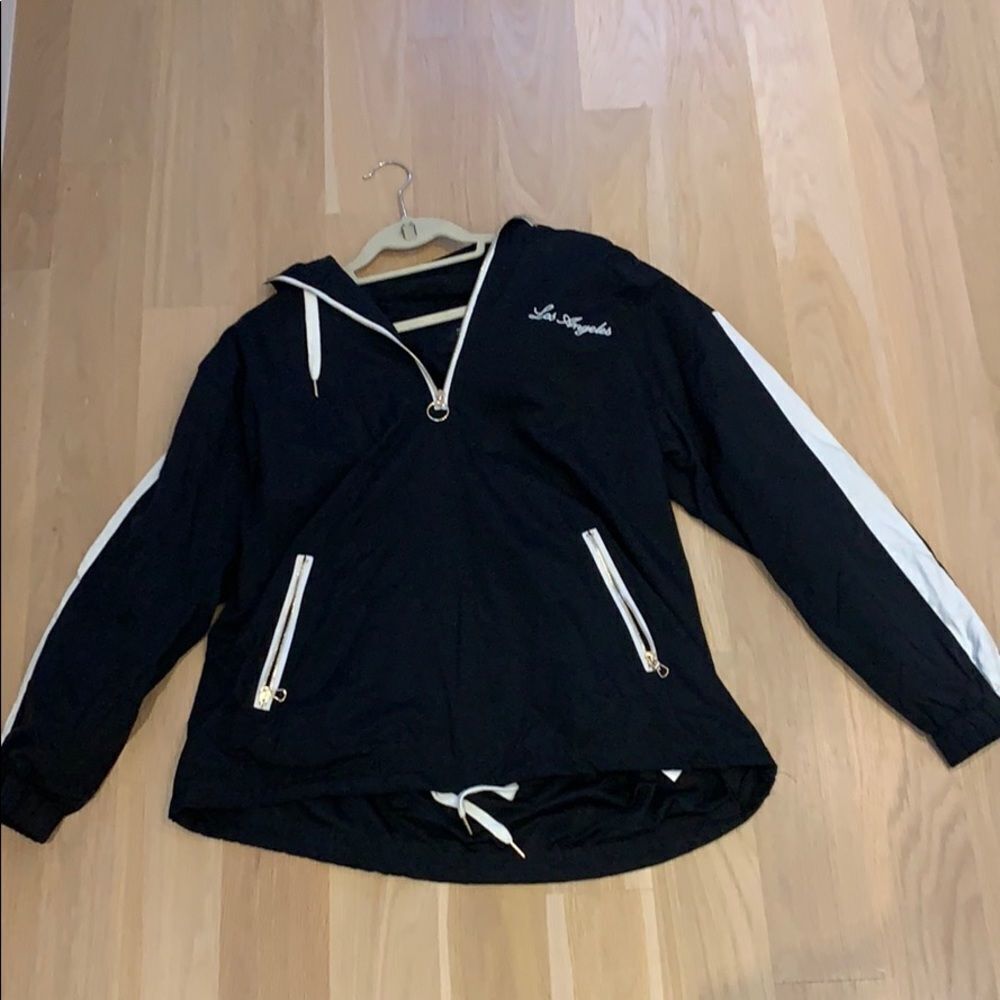 Rain jacket pull over - Picture 2 of 6